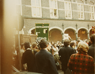 21918 Hoorzitting Kamercommissie, Den Haag Binnenhof, i.v.m. grenswijziging.Manifestatie Diepenveners., 1972-03-15