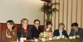 22905 Afscheid mej. W.H. Kleiboer als hoofd openbaar onderwijs te Diepenveen-dorp., 1983-12-09