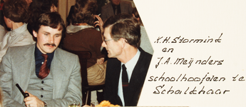 22906 Afscheid mej. W.H. Kleiboer als hoofd openbaar onderwijs te Diepenveen-dorp.K.H. Stormink en J.A. Meijnders, ...
