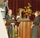 22907 Afscheid mej. W.H. Kleiboer als hoofd openbaar onderwijs te Diepenveen-dorp., 1983-12-09