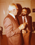22923 Afscheid H. Veldwachter als wethouder en raadslid.Wethouder Veldwachter met oud-raadslid B.P. Hess., 1978-08-31