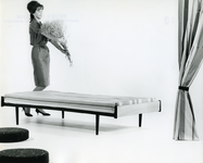 198 Auping bedmodel: Cricket met teak houten hoofd-voetenbord, 01-01-1960 - 31-12-1965