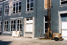 45 Verbouwing voorzijde kantoorgebouw met verplaatsing hoofdingang, 01-08-1985 - 31-08-1985