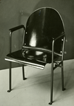 513 Theaterstoel met opklapbare houten zitting en gebogen rugleuning, 01-01-1936 - 31-12-1938