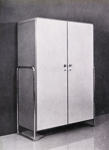 602 Tweedeurskast, leverbaar als hangkast, als legkast, of als hang- en legkast, 01-01-1940 - 31-12-1940