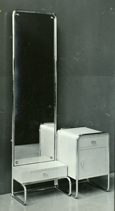 607 Toilettafel met kastje rechts, 01-01-1936 - 31-12-1938