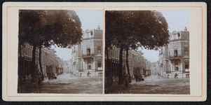 40 Korte Bisschopstraat hoek Keizerstraat. Stereokaart met rode rand, 1880-01-01