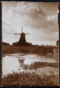 105 Bolwerksmolen. Procedé: daglicht collodion zilverdruk, 1921-01-01