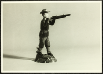 180 Man met geweer, Frans, 19e eeuw. Collectie Speelgoedmuseum., 1972-01-01