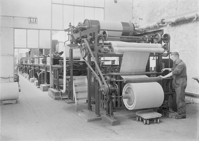 516 Deventer - Lange Zandstraat 139, Ankersmit textielfabriek interieur; weefmachine., 1951-01-01