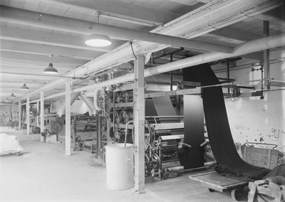 517 Deventer - Lange Zandstraat 139, Ankersmit textielfabriek interieur; weefmachine., 1951-01-01