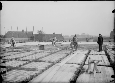 738 Gasfabriek in aanbouw., 1909-10-30