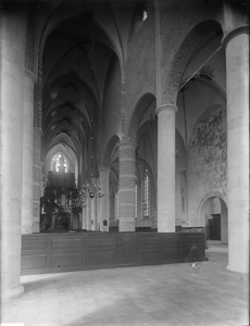 788 Grote Kerkhof, interieur Lebuinuskerk, 1900-01-01