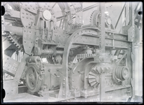 21 Gasfabriek Raambleek: close-up van een machine, 1909-01-01