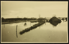 331 Walcheren. Gevolgen van de inundatie van oktober 1944., 1945-04-10
