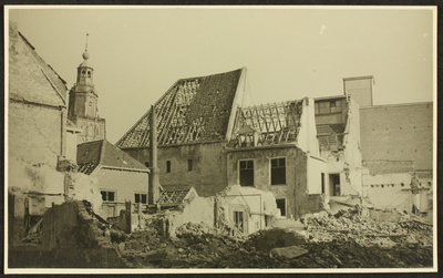 453 Zutphen. Walburgkerk., 1945-04-10