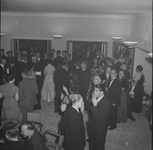 2373 Opening van de nieuwe Deventer Schouwburg op vrijdag 15 oktober 1954, door de commissaris van de koningin in ...