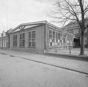 3779 Gymnastieklokaal van de Enkschool en Julianaschool aan de Enkdwarsstraat., 1960-01-01