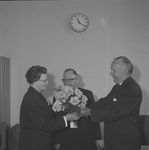 3842 Koninklijke onderscheiding., 1960-01-01