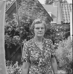 4074 Mevr. Halle, echtgenote van de Legendarische keeper van Go Ahead Leo Halle., 1960-01-01