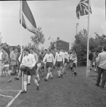 5396 Voetbalwedstrijd Nederland tegen Engeland op het voetbalterrein van Koninklijke U.D. nabij de Koerhuisbeek., 1960-01-01