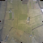 5054 -LFDI Gebied ten noorden van de Oostermaat. Links: Butersdijk; rechtsboven: Harmelinksdijk., 1996-04-05