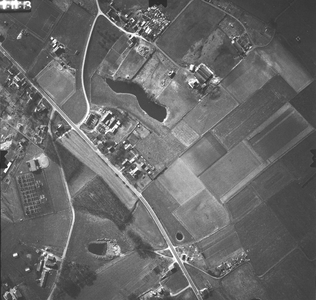 66 -LF Onder/linksboven: IJsseldijk; boven: Platvoetsdijk; linksonder: Wetermansweg., 1971-03-29