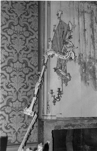 1121 Restant schoorsteenboezem in achterkamer. Eigenaar: N.V. Bergkwartier., 01-07-1989