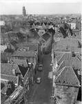 2316 Boven-inkijk van Bergkerktoren af, 01-01-1968