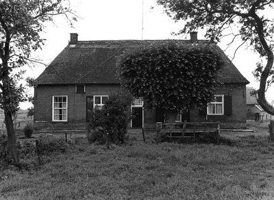3957 Boerderij, Zuidgevel, Linde, 03-07-1969