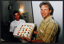 176 Taart van bakker Wessels voor arbomilieucoordinator., 1997-09-04