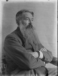145 Portret van Dr. Koenraad Oege Meinsma met lange baard en snor.