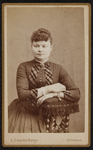18 Carte de Visite van Tjitske Meinsma, wellicht de tweede dochter van fotograaf J.J. Meinsma (26-11-1862). Anders de ...