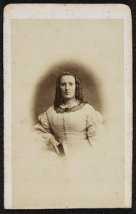 29 Carte de Visite van Margaretha Barbara Meinsma - Visscher, echtgenote van fotograaf J.J. Meinsma., 1859-01-01