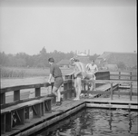 2087 Zwemwedstrijden in zwembad de Lange Kolk in Den Nul bij Olst., 1960-01-01