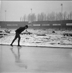 969 Deventer Kunstijsbaan. Op 22 en 23 januari 1966 werden hier de Europese schaatskampioenschappen Allround gehouden. ...