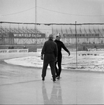 972 Deventer Kunstijsbaan. Op 22 en 23 januari 1966 werden hier de Europese schaatskampioenschappen Allround gehouden. ...