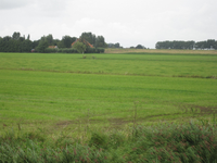 WAT120003624 Foto gemaakt vanaf de Edammerweg, links zien we de stolpboerderij '' Kalversprong'' aan de Purmerdijk nummer 15.