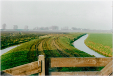 CPH_map1_132 De oude trambaan naar Kwadijk. Links en rechts daarvan, weiland en akkerbouwgrond. (achtergrondinformatie: ...