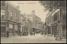 VHP001000009_024 De Breedstraat, vroeger ook wel Breestraet genoemd, loopt vanaf de Kaasmarkt naar de Dubbele Buurt en ...