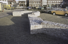 VHP003000080_0018 De naam Slotplein herinnert aan het slot Purmersteyn, dat tot 1741 op deze plek gestaan heeft.  In ...