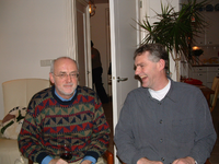 HGOM00000567 Nieuwjaarsbijeenkomst bestuur Oud-Middelye bij Piet Laan met Ton van der Wegen en René Bibo