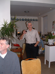 HGOM00000568 Nieuwjaarsbijeenkomst bestuur Oud-Middelye bij Piet Laan met René Bibo en Piet Laan