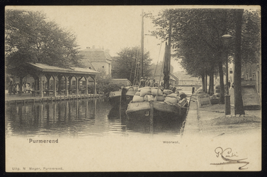 VHP001000083_046 Aan de Where dankt de stad zijn bestaan. De Where was de levensader voor Purmerend en het ...
