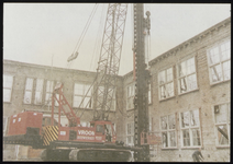 VHP002000055_0280 Willem Eggertschool. In 1996 is vrijwel het gehele gebouw gesloopt op de voorgevel aan de Nieuwstraat ...