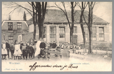 WAT001013746 De enige school in Wormer in 1902 die ook door katholieke leerlingen werden bezocht. Gereformeerde ...