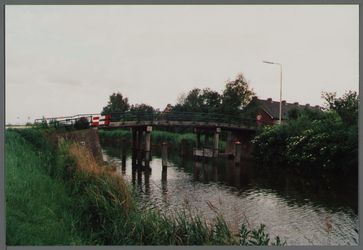 WAT001000417 Brug over de Ringvaart bij Schermerhorn.