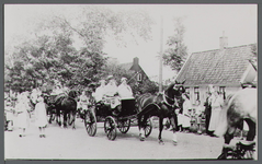 WAT001000578 Feestweek 1937 t.g.v. 325 jarig bestaan van de Beemster.Foto eerste wagen dokter Jan Pieter Veening, ...