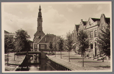 WAT001000922 Spui en Keizersgracht, foto genomen vanaf de Dam, met gezicht rechts naar de Kleine Kerkstraat.Midden ...