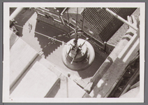 WAT001001019 Sloop en restauratie van de Speeltoren in Edam.Achtergrondinformatie:Rond 1970 zijn een aantal klokken ...